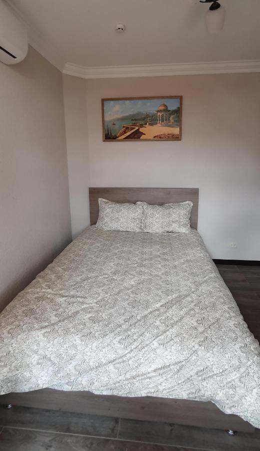 Hotel Konus Falesti Luaran gambar