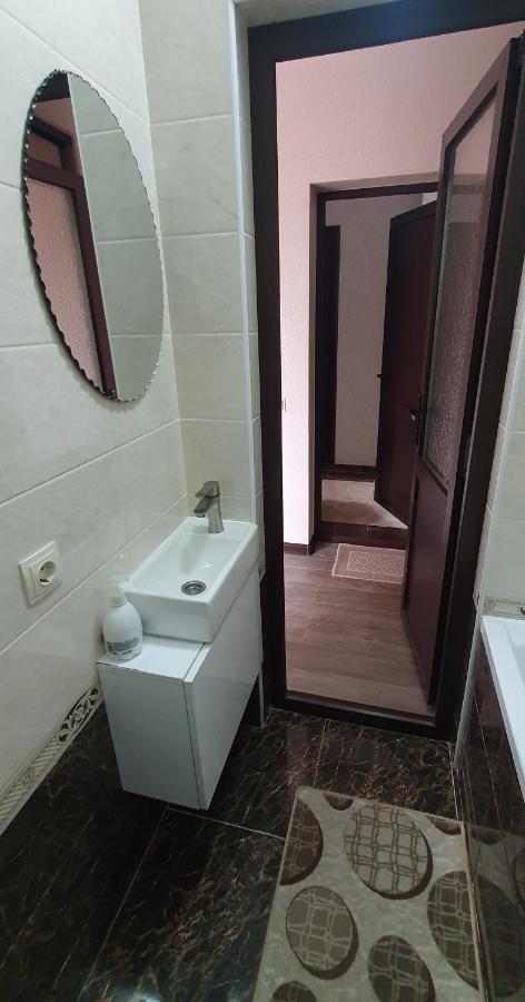 Hotel Konus Falesti Luaran gambar