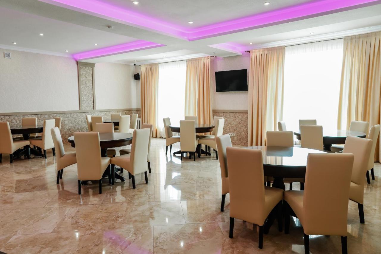 Hotel Konus Falesti Luaran gambar