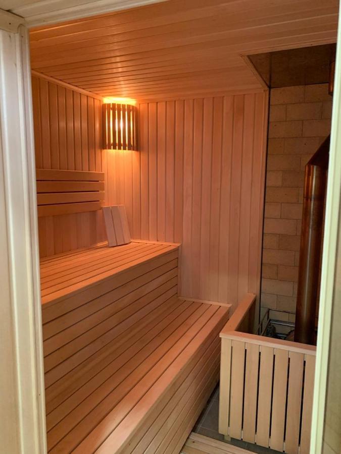 Hotel Konus Falesti Luaran gambar